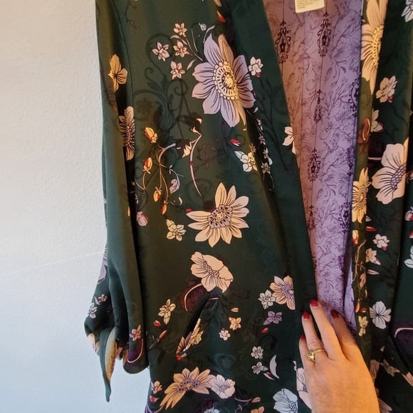 Chico's Dark Green Floral Kimono Jacket Size 3 NWOT - Picture 9 of 11